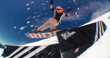 リード・スミス REID SMITH ride snowboards ライドスノーボード